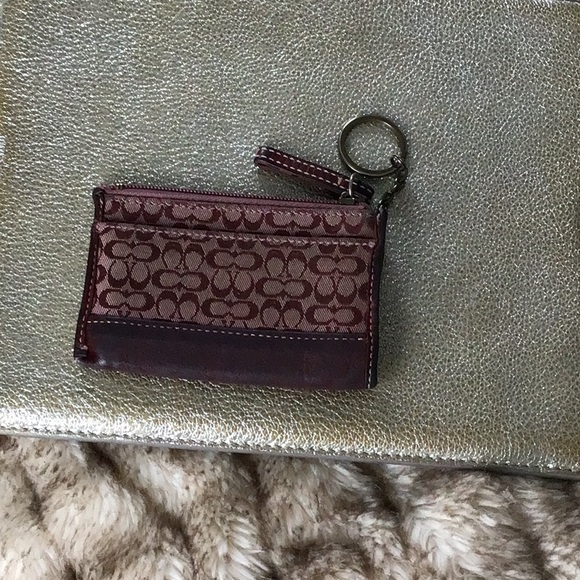 Coach Signature Key Pouch in Burgundy - Picture 2 of 6